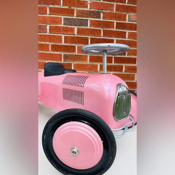 PBK POTTERY BARN Pink Kids Toy Ride On Pedal Car Speedster Racer EUC - Picture 7 of 8